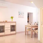 T&t - Zf Hvar Appartement