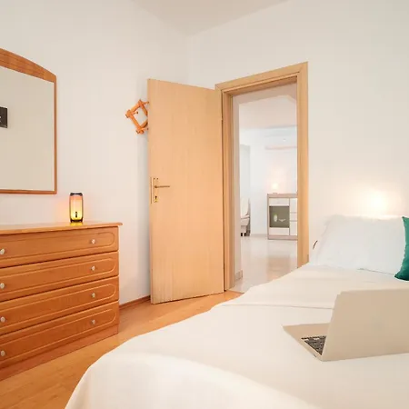 Lejlighed T&t - Zf Hvar