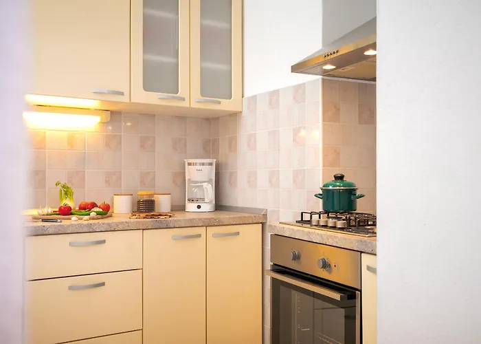 T&t - Zf Hvar * 赫瓦尔