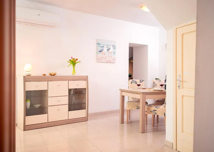 T&t - Zf Hvar Appartement